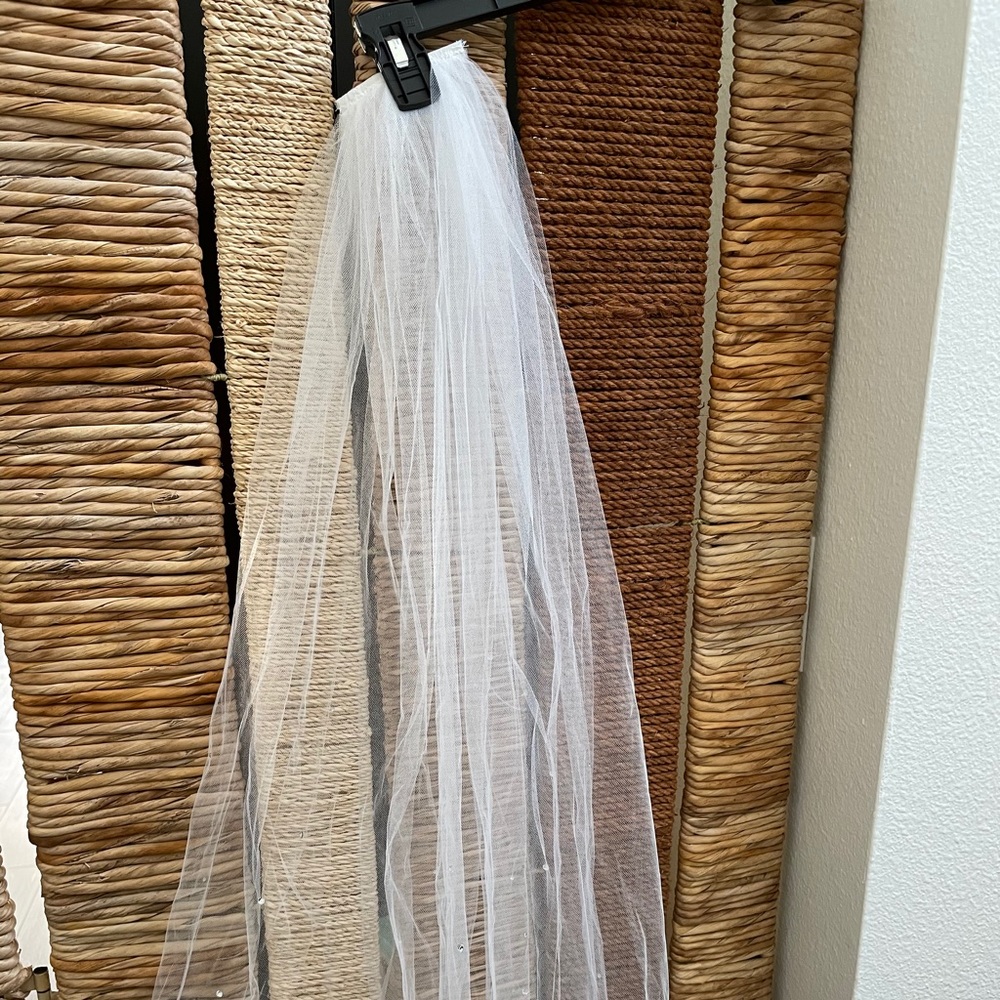 Crystal Wedding Veil NWOT